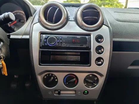 FORD Fiesta Sedan , Foto 16