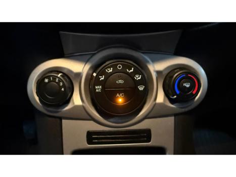 FORD Fiesta Sedan , Foto 15