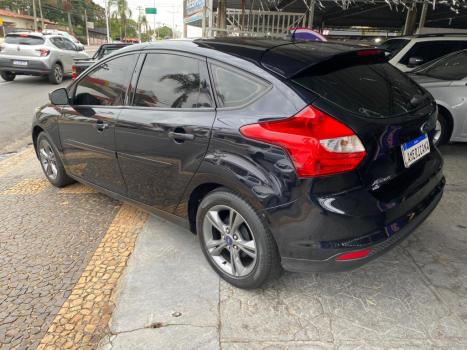 FORD Focus Hatch 1.6 16V 4P SE PLUS FLEX, Foto 4