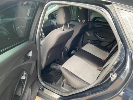 FORD Focus Hatch 1.6 16V 4P SE PLUS FLEX, Foto 7