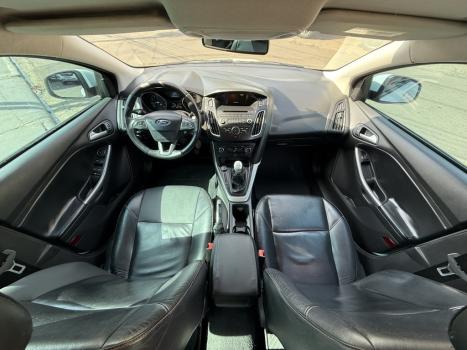 FORD Focus Hatch 1.6 16V 4P SE FLEX, Foto 5