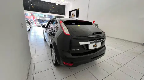 FORD Focus Hatch 1.6 4P GLX, Foto 15