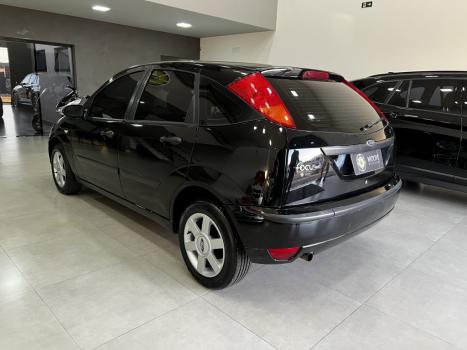 FORD Focus Hatch 1.6 4P GLX, Foto 6 FORD Focus Hatch 1.6 4P GLX, Foto 6