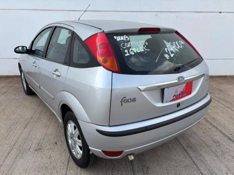 FORD Focus Hatch 1.6 4P, Foto 3