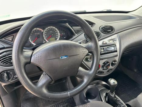 FORD Focus Hatch 1.6 4P, Foto 4