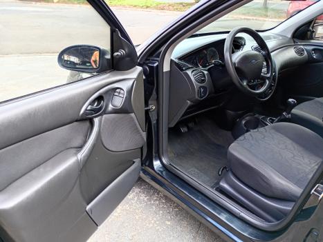 FORD Focus Hatch 1.6 4P FLEX GL, Foto 8