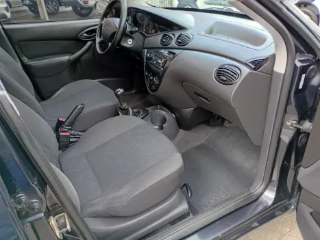 FORD Focus Hatch 1.6 4P FLEX GL, Foto 12