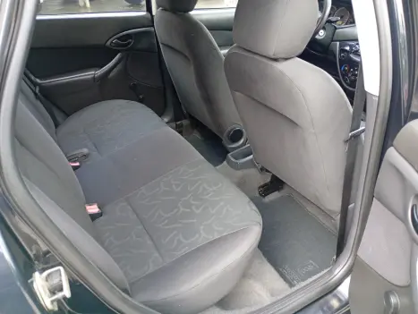 FORD Focus Hatch 1.6 4P FLEX GL, Foto 10