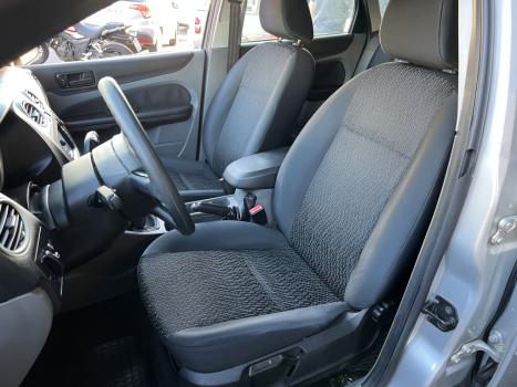 FORD Focus Hatch 1.6 16V 4P SE FLEX, Foto 8