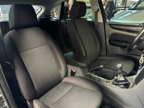 FORD Focus Hatch 1.6 4P FLEX GL, Foto 14 FORD Focus Hatch 1.6 4P FLEX GL, Foto 14