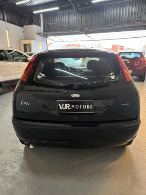 FORD Focus Hatch 1.6 16V 4P SE FLEX, Foto 5 FORD Focus Hatch 1.6 16V 4P SE FLEX, Foto 5