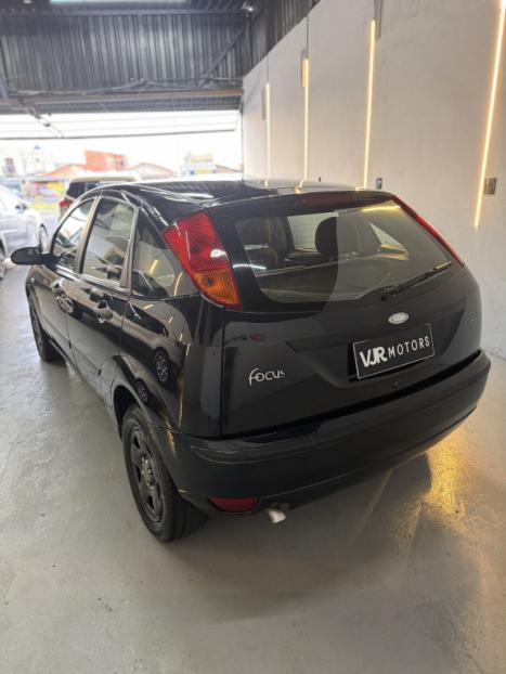 FORD Focus Hatch 1.6 16V 4P SE FLEX, Foto 6 FORD Focus Hatch 1.6 16V 4P SE FLEX, Foto 6