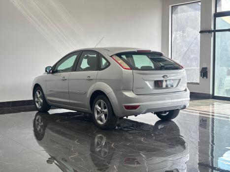 FORD Focus Hatch 1.6 16V 4P FLEX S, Foto 4