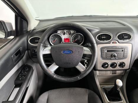FORD Focus Hatch 1.6 16V 4P FLEX S, Foto 8