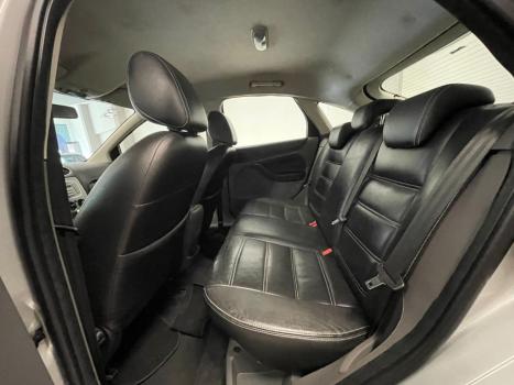 FORD Focus Hatch 1.6 4P, Foto 5 FORD Focus Hatch 1.6 4P, Foto 5