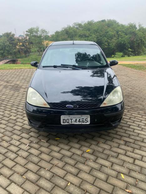 FORD Focus Hatch 1.6 4P GLX, Foto 2 FORD Focus Hatch 1.6 4P GLX, Foto 2