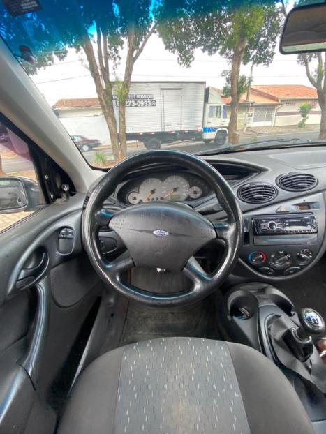 FORD Focus Hatch 1.6 4P GLX, Foto 6 FORD Focus Hatch 1.6 4P GLX, Foto 6