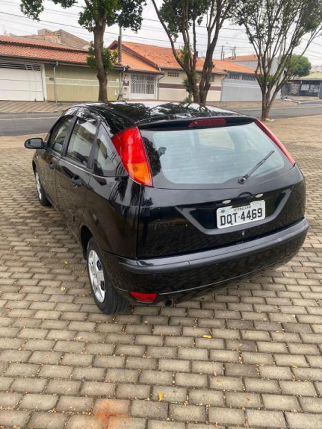 FORD Focus Hatch 1.6 4P GLX, Foto 10 FORD Focus Hatch 1.6 4P GLX, Foto 10