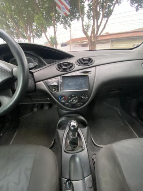 FORD Focus Hatch 1.6 4P GLX, Foto 4 FORD Focus Hatch 1.6 4P GLX, Foto 4