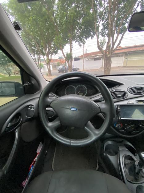 FORD Focus Hatch 1.6 4P GLX, Foto 6 FORD Focus Hatch 1.6 4P GLX, Foto 6