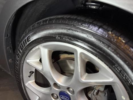 FORD Focus Hatch 1.6 16V 4P SE PLUS FLEX, Foto 10