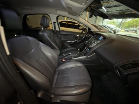 FORD Focus Hatch 1.6 16V 4P SE PLUS FLEX, Foto 8