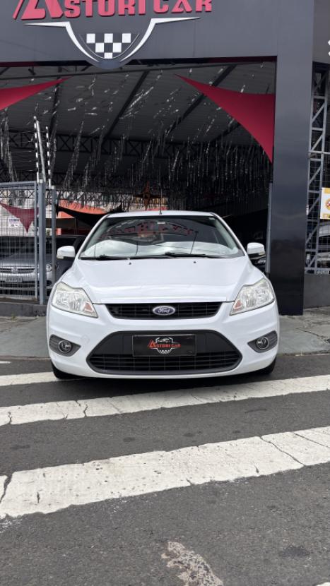 FORD Focus Hatch 1.6 4P GLX FLEX, Foto 3