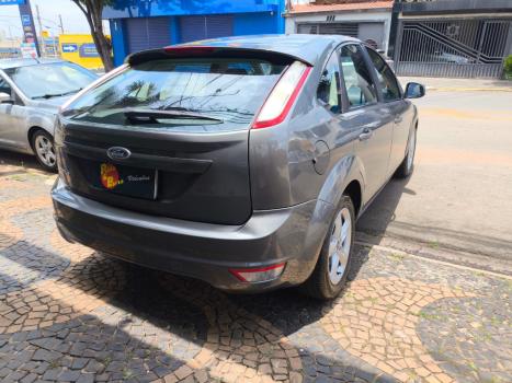 FORD Focus Hatch 1.6 16V 4P FLEX GL, Foto 4