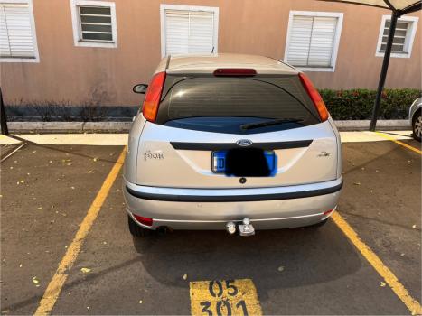 FORD Focus Hatch 1.6 4P GL, Foto 1