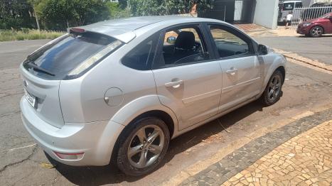 FORD Focus Hatch 1.6 4P GLX FLEX, Foto 7