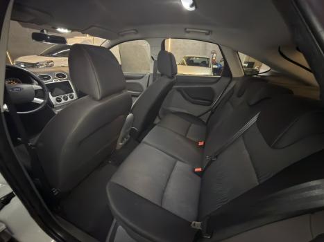 FORD Focus Hatch 1.6 4P GLX FLEX, Foto 7