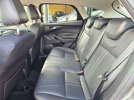 FORD Focus Hatch 1.6 16V 4P SE PLUS FLEX, Foto 9