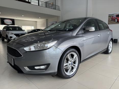 FORD Focus Hatch 1.6 16V 4P SE PLUS FLEX, Foto 2