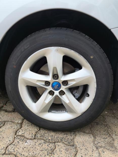 FORD Focus Hatch 1.6 16V 4P SE FLEX, Foto 4