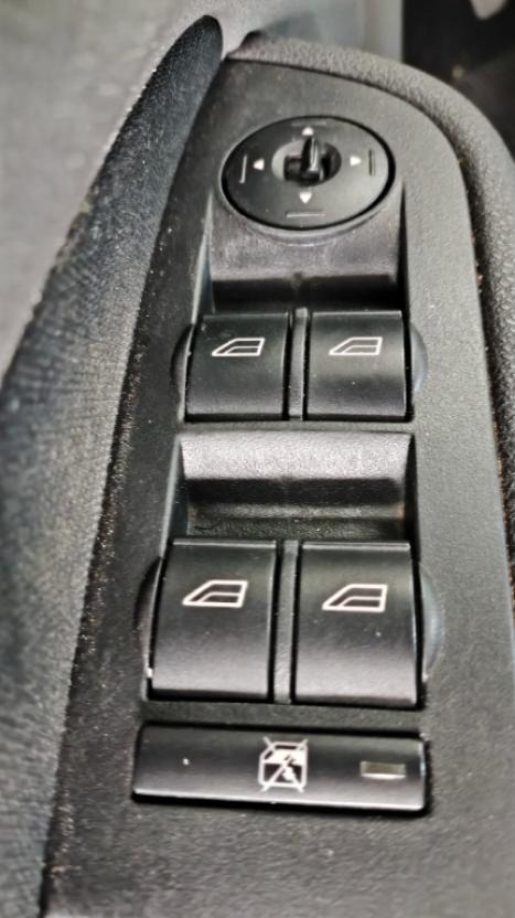 FORD Focus Hatch 1.6 16V 4P SE FLEX, Foto 9