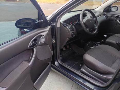 FORD Focus Hatch 1.6 4P FLEX GL, Foto 9