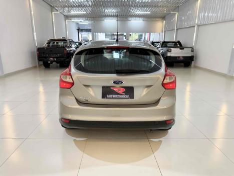 FORD Focus Hatch 1.6 16V 4P FLEX S, Foto 7