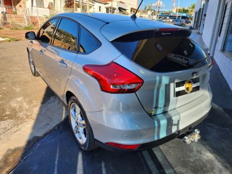 FORD Focus Hatch 1.6 16V 4P SE FLEX, Foto 4