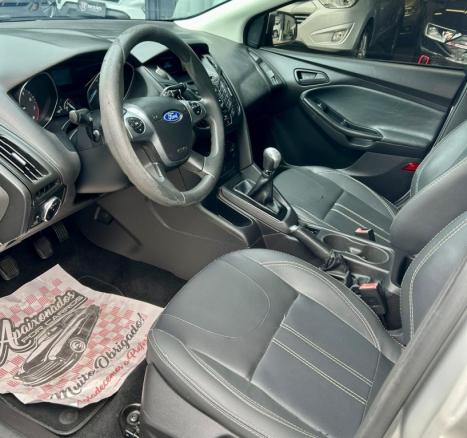 FORD Focus Hatch 1.6 4P, Foto 4