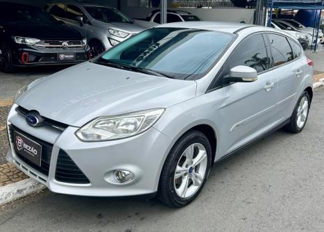 FORD Focus Hatch 1.6 4P, Foto 10