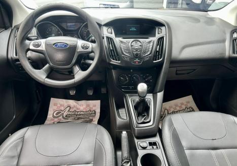 FORD Focus Hatch 1.6 4P, Foto 11