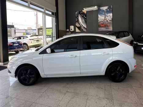 FORD Focus Hatch 1.6 4P FLEX GL, Foto 8