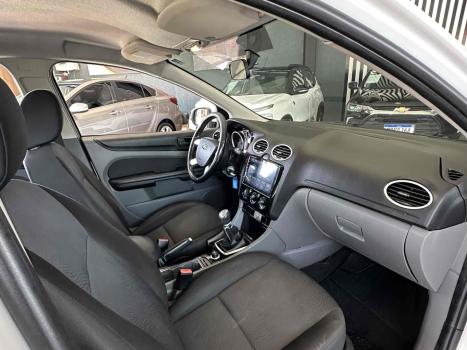 FORD Focus Hatch 1.6 4P FLEX GL, Foto 12