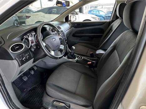 FORD Focus Hatch 1.6 4P FLEX GL, Foto 15