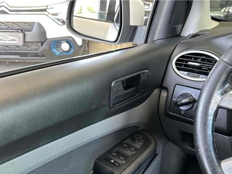 FORD Focus Hatch 1.6 4P FLEX GL, Foto 18