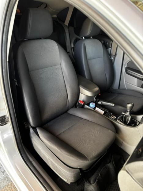 FORD Focus Hatch 1.6 4P, Foto 9