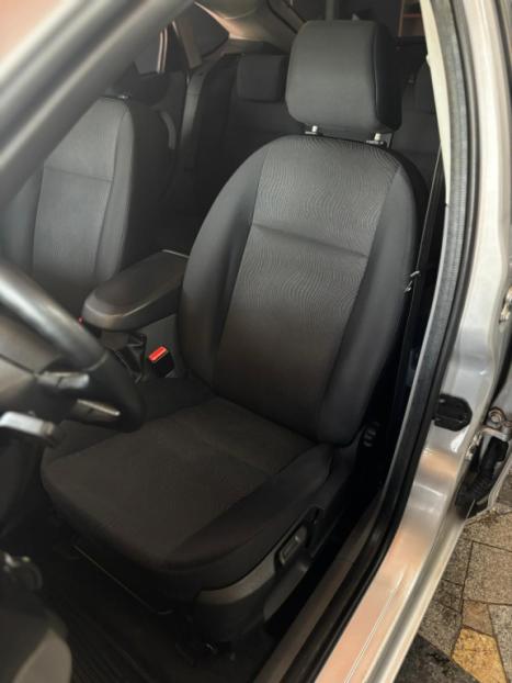 FORD Focus Hatch 1.6 4P, Foto 11