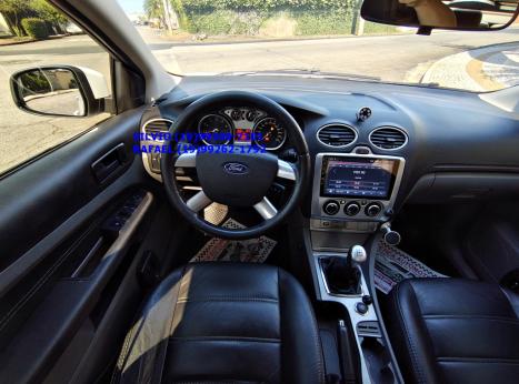 FORD Focus Hatch 1.6 4P GLX FLEX, Foto 2