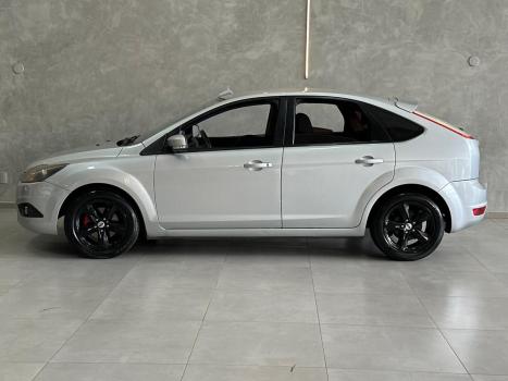 FORD Focus Hatch 1.6 16V 4P FLEX GL, Foto 4