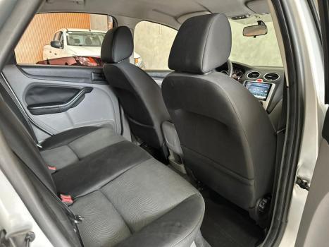 FORD Focus Hatch 1.6 16V 4P FLEX GL, Foto 10